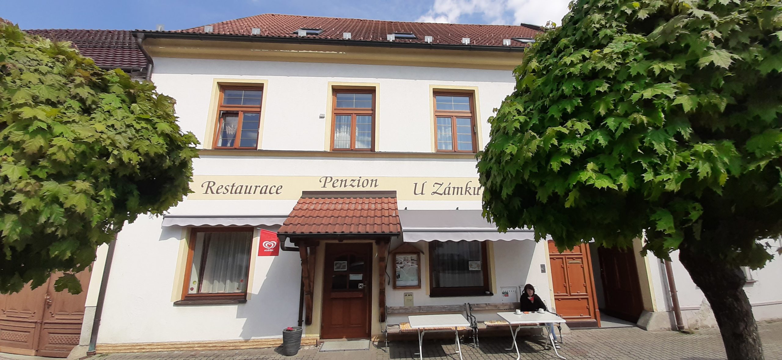 Penzion a restaurace U Zámku - Nová Včelnice